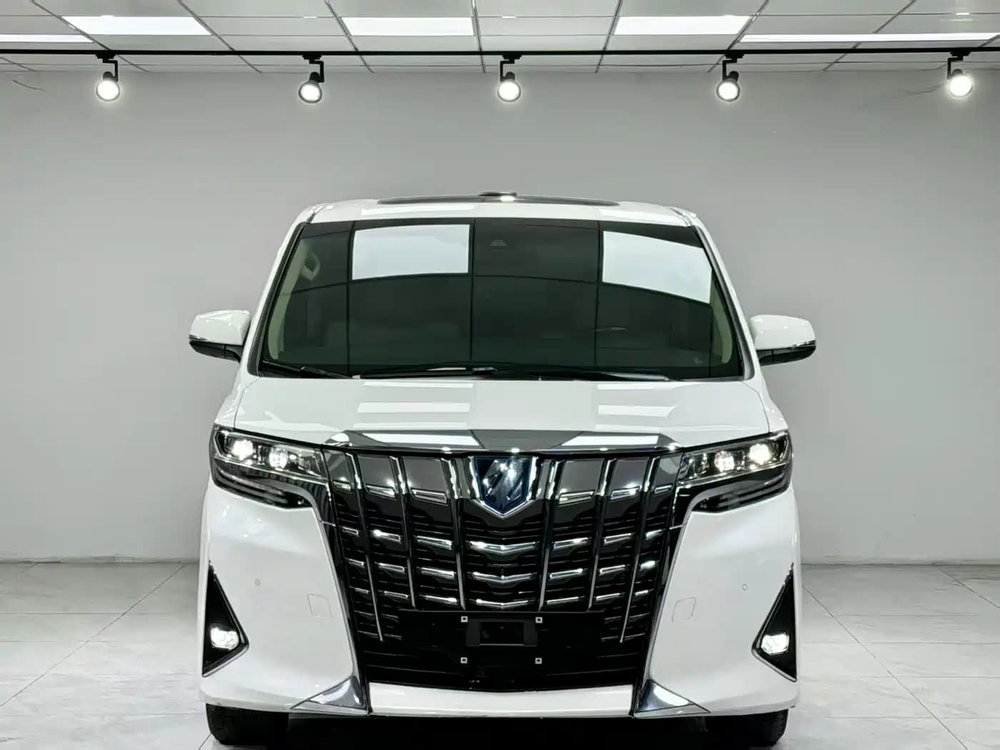 Toyota Alphard 2021 Hybrid 2.5L Premium