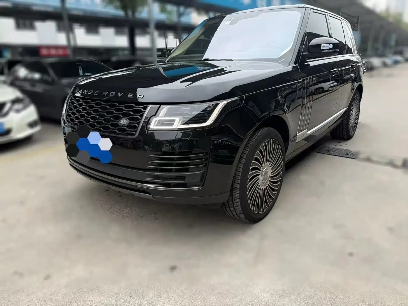 Land Rover Range Rover 2021 3.0 L6 Golden Age Edition