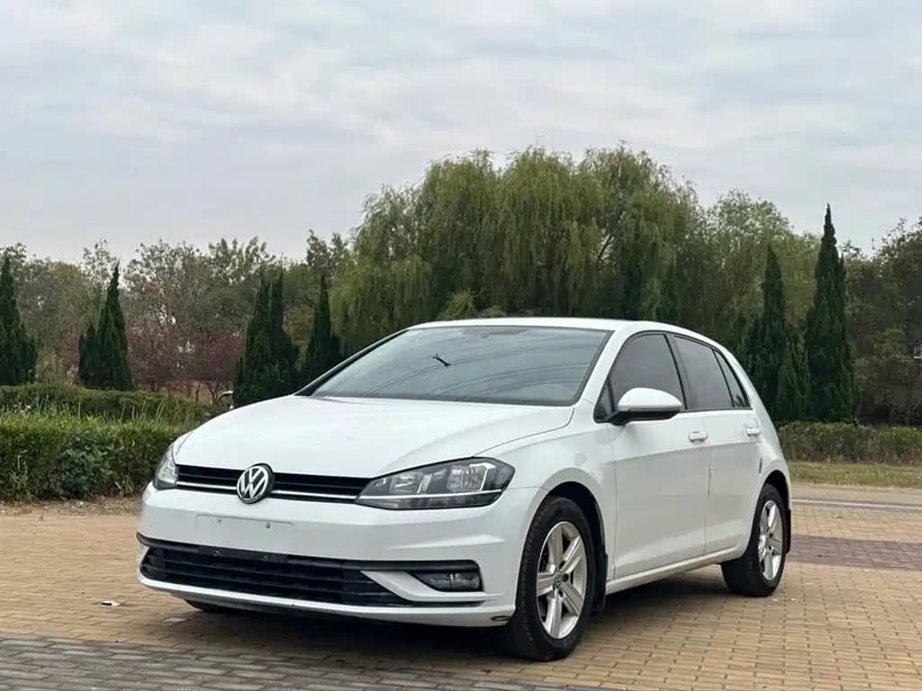 Volkswagen Golf 2018 1.6L Automatic Fashion