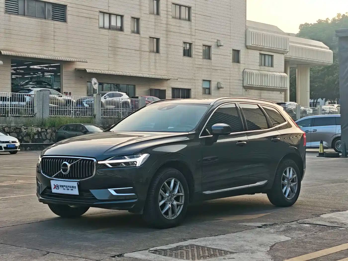 Volvo XC60 2021 T5 AWD Momentum