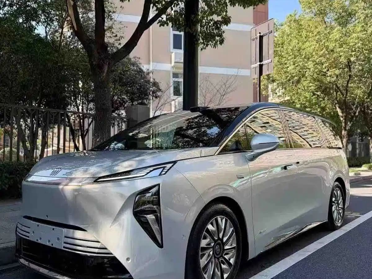 Buick Zhijing Shijia 2026 Model PHEV Base Version