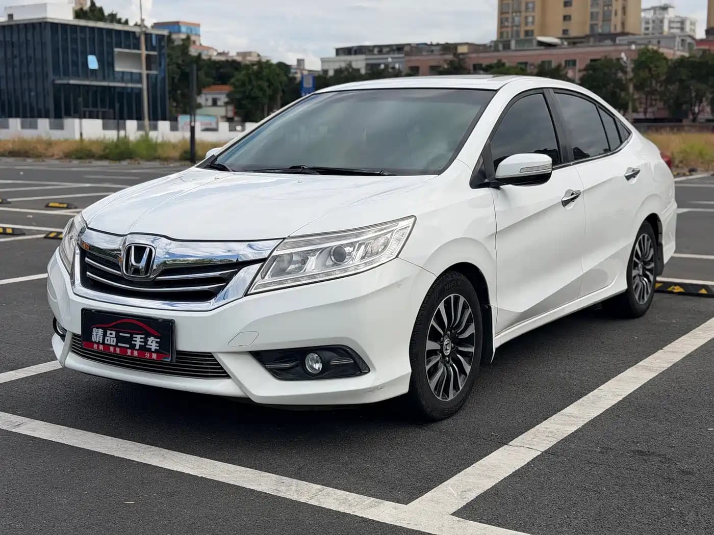 Honda Crider Lingpai 2015 1.8L Automatic Luxury