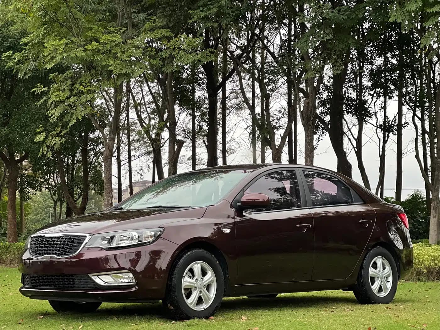 Kia Forte 2014 1.6L MT GL