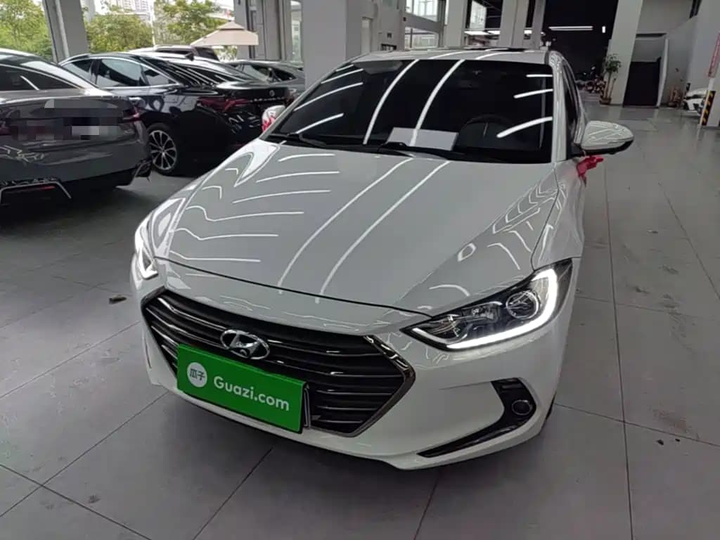 Hyundai Elantra 2016 Model 1.6L Automatic Smart Elite