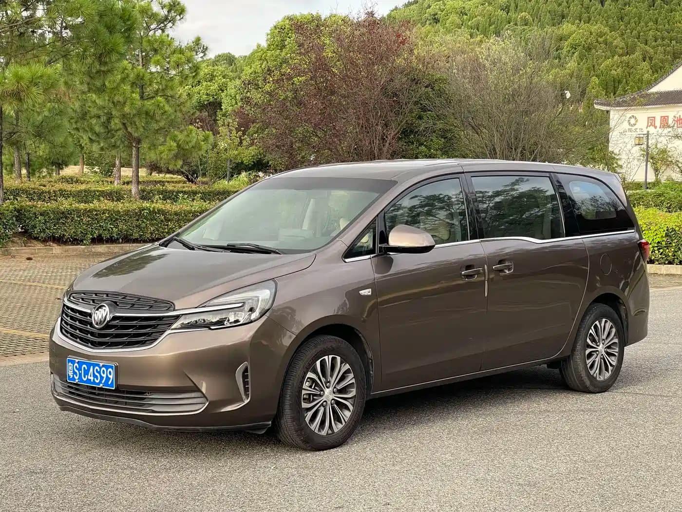Buick GL8 2021 Land Business Class 652T Comfort