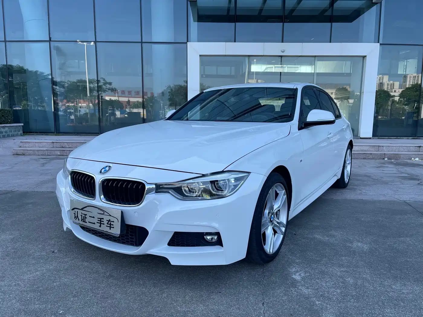 BMW 3 Series 2017 320i M Sport