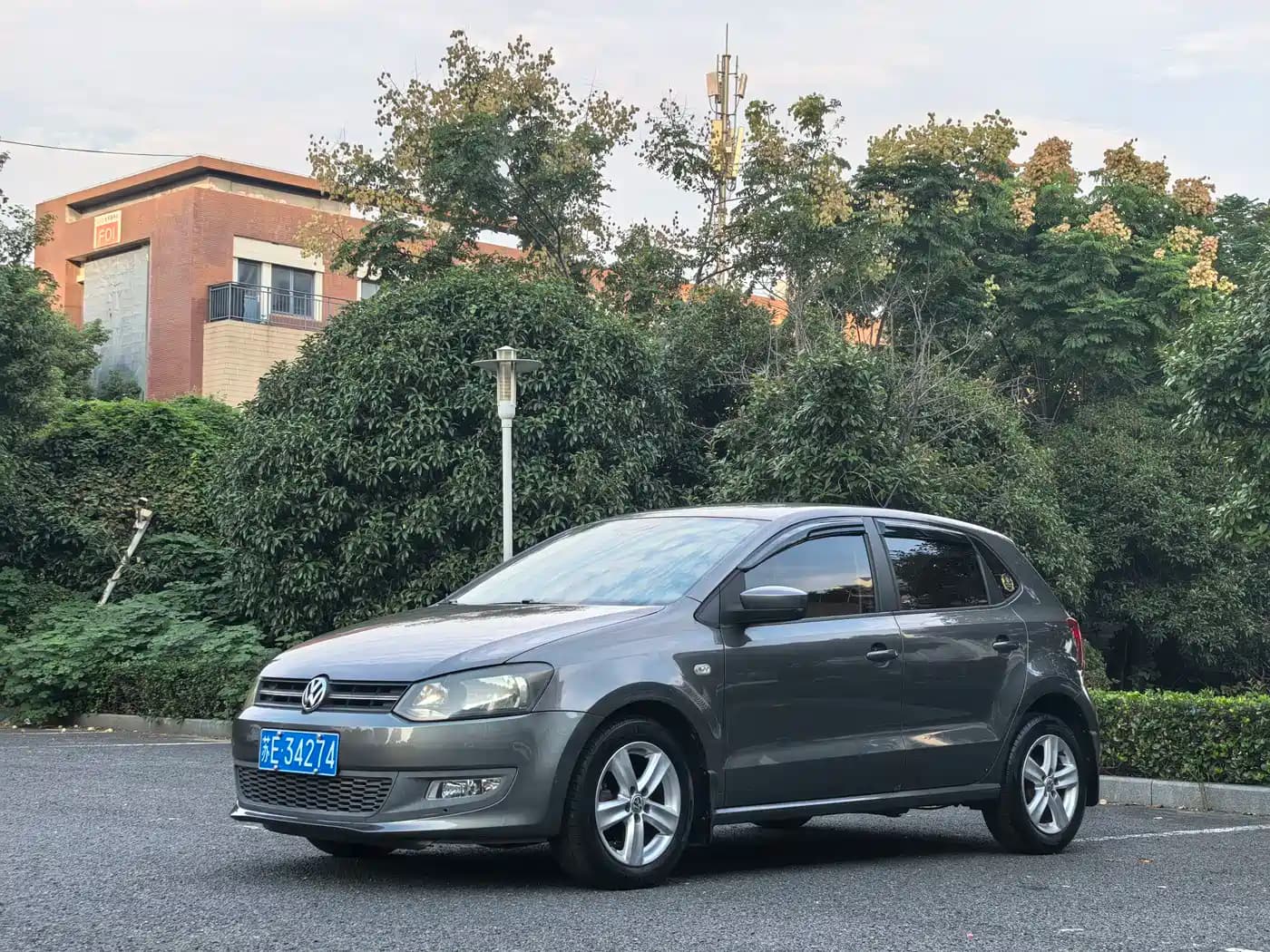 Volkswagen Polo 2011 1.4L Automatic Style Edition