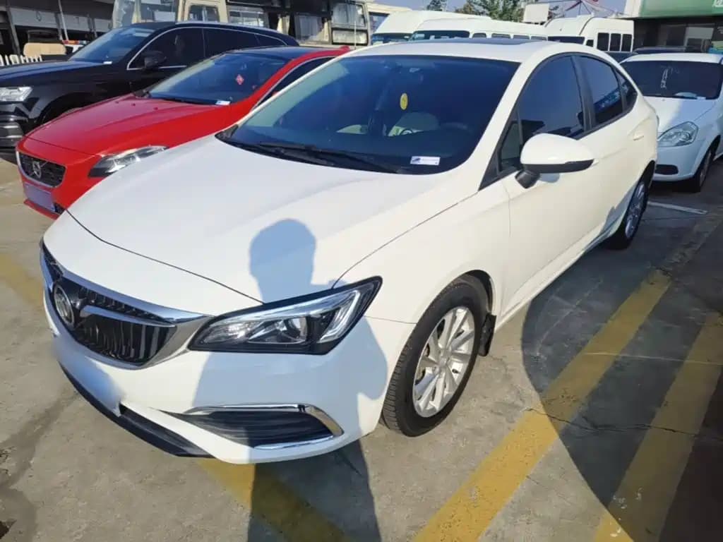 Buick Verano 2018 Sedan 15S Automatic Leading