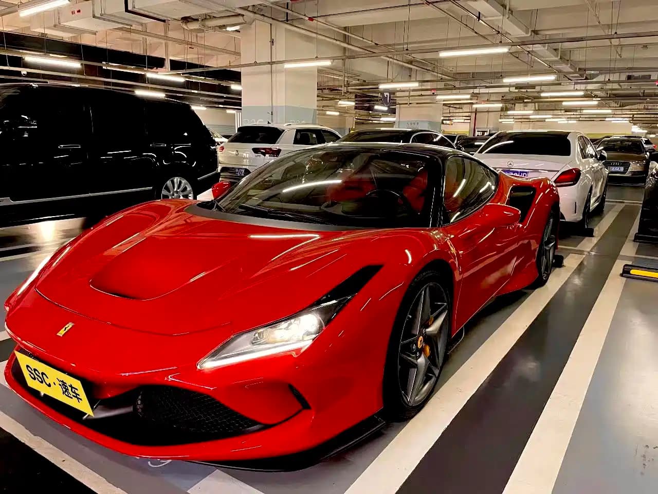 Ferrari F8 2019 Tributo 3.9T V8