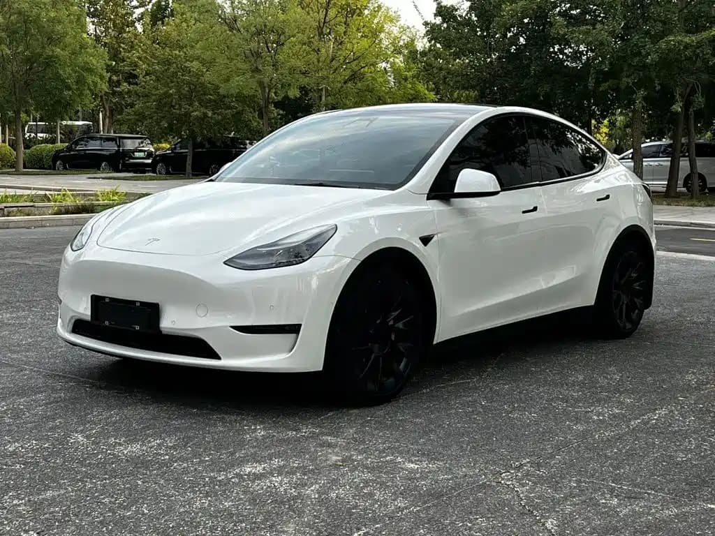Tesla Model Y 2021 Facelift Long Range AWD 3D5