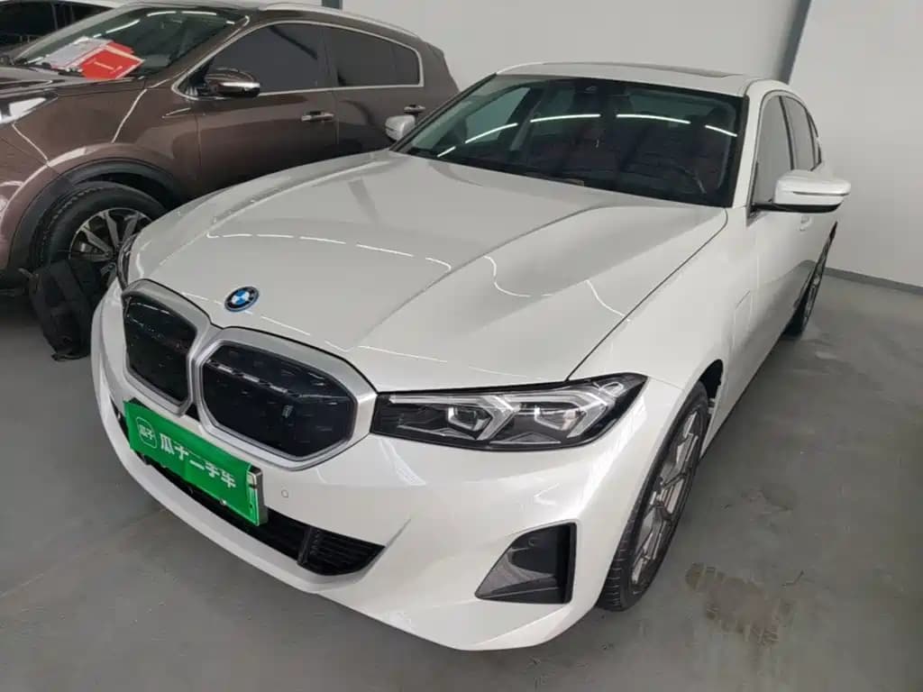 BMW i3 2022 eDrive 35 L
