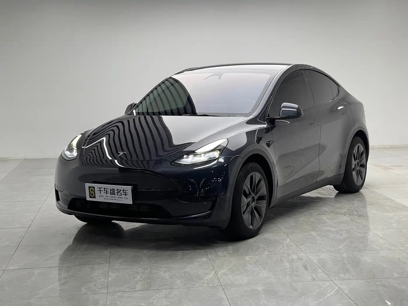 Tesla Model Y 2024 Rear-Wheel Drive Version