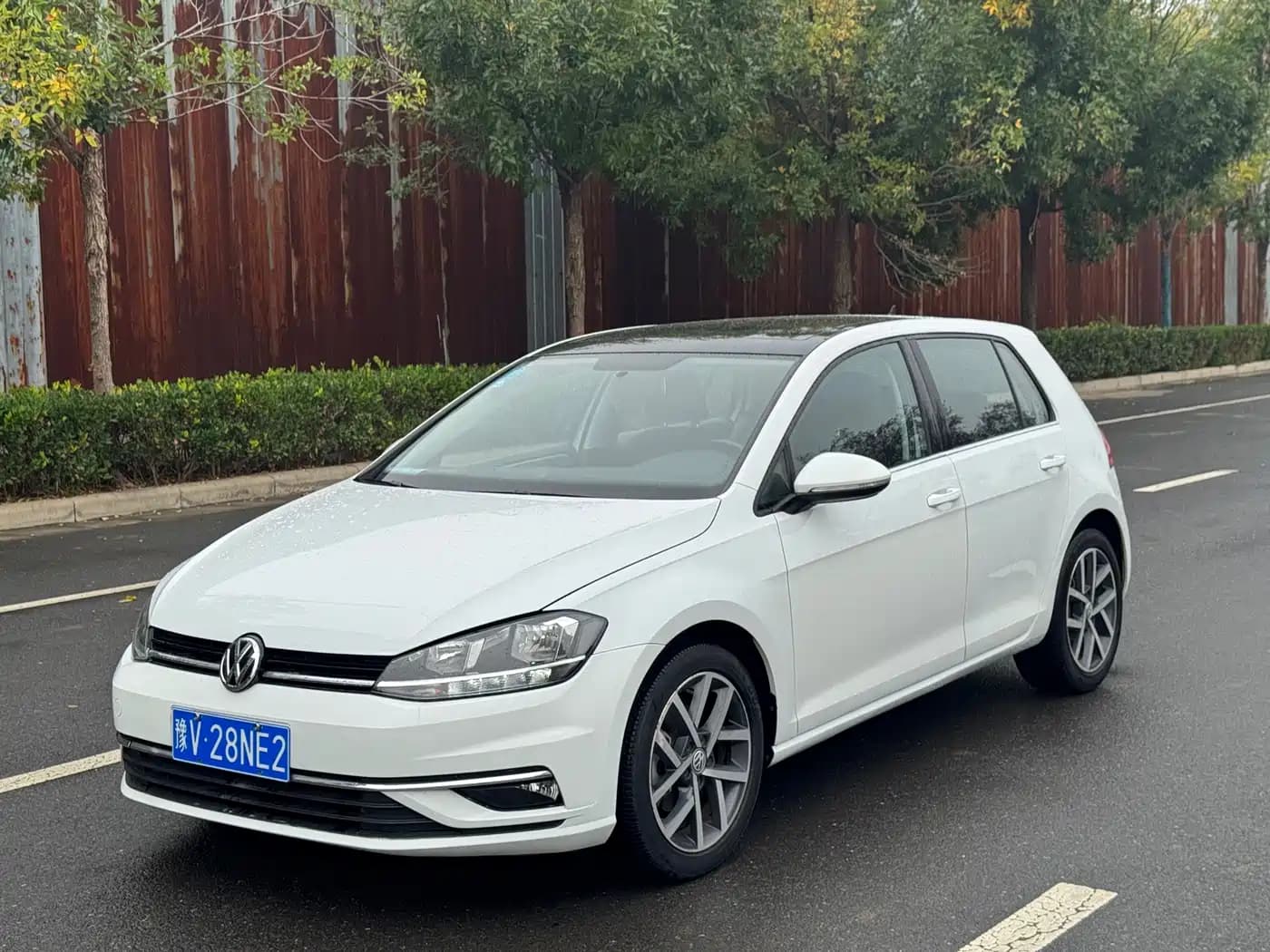 Volkswagen Golf 2020 200TSI DSG Comfort