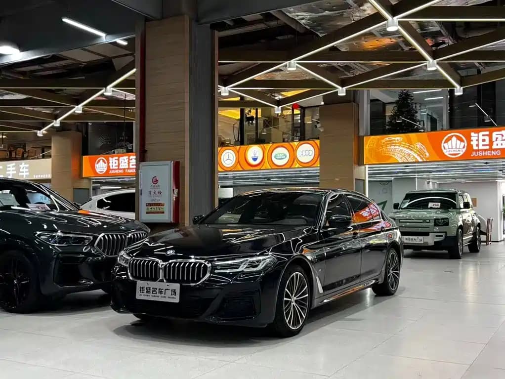 BMW BMW 5 Series 2021 Facelift 530Li Leading M Sport Package