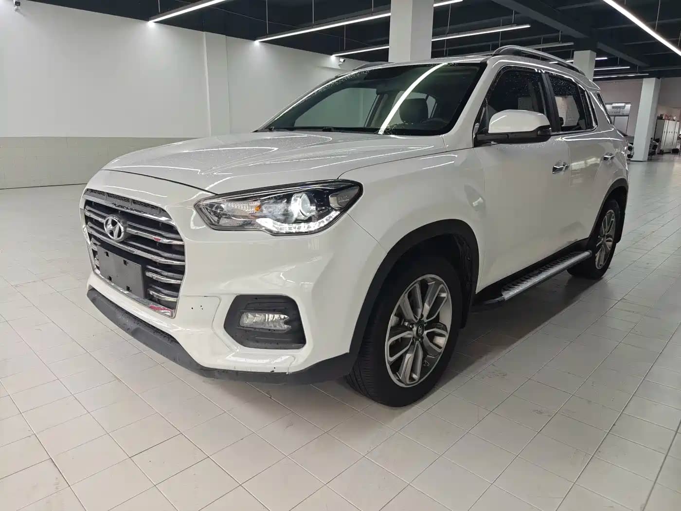 Hyundai Tucson Beijing Hyundai ix35 2019 2.0L Automatic 2WD Zhiyong·Smooth Enjoy China VI