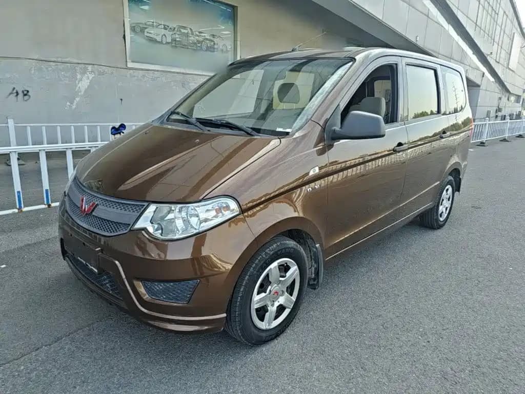 Wuling Motors Hongguang Wuling 2015 1.5L S Basic China V