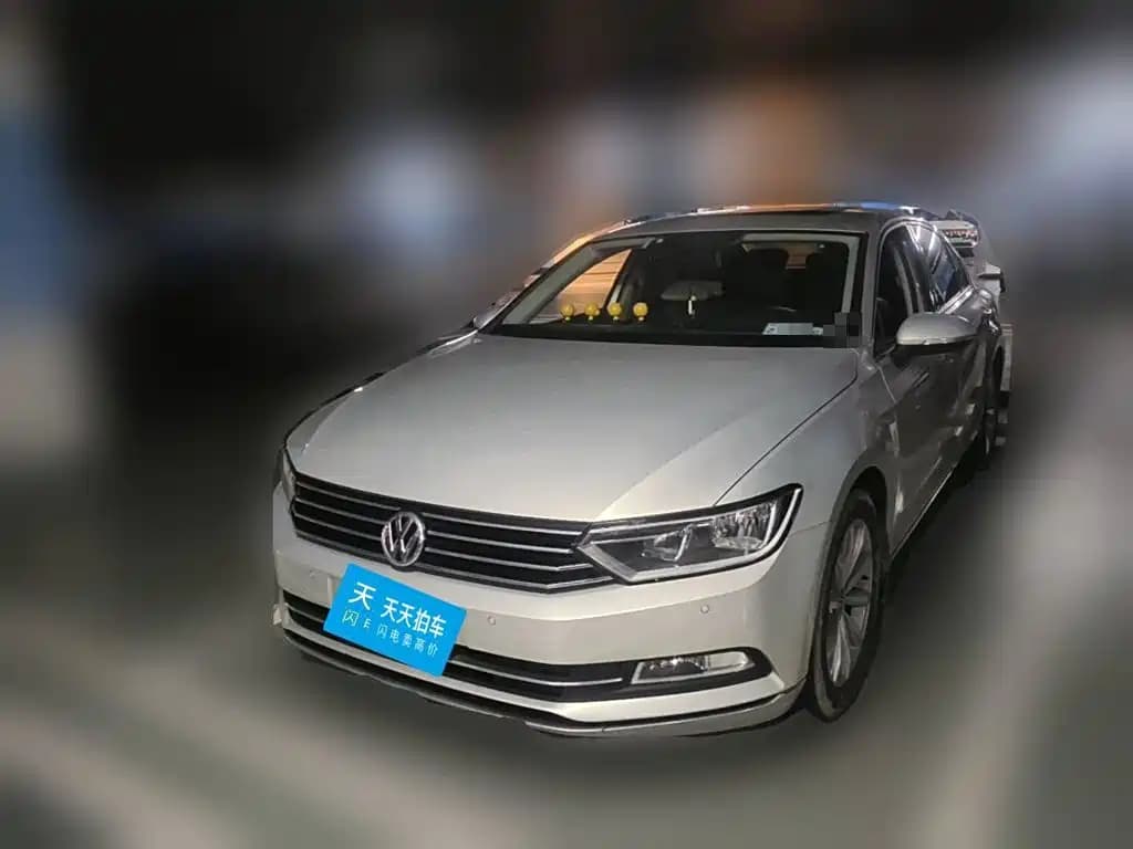 Volkswagen Passat Magotan 2018 330TSI DSG Leading