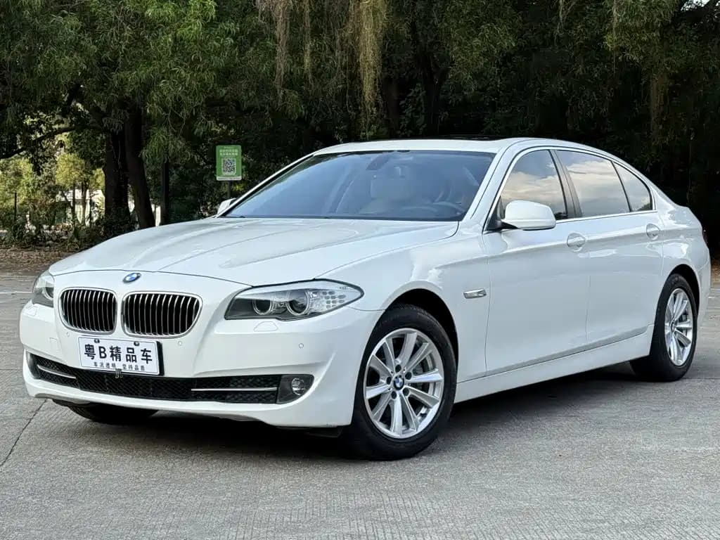 BMW 5 Series 2012 523Li Luxury