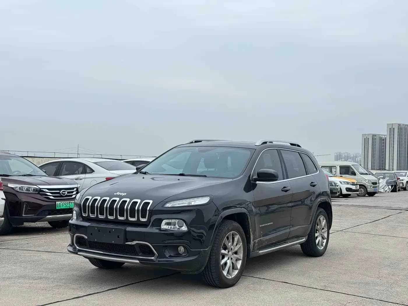 Jeep Cherokee 2017 2.4L Excellence Edition