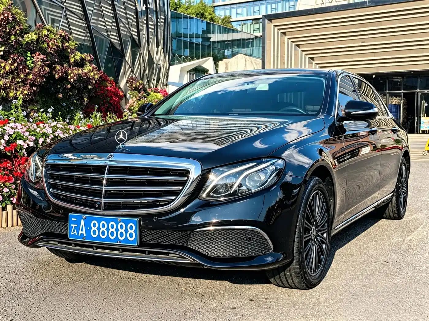 Mercedes-Benz E-Class 2020 E 300 L Fashion