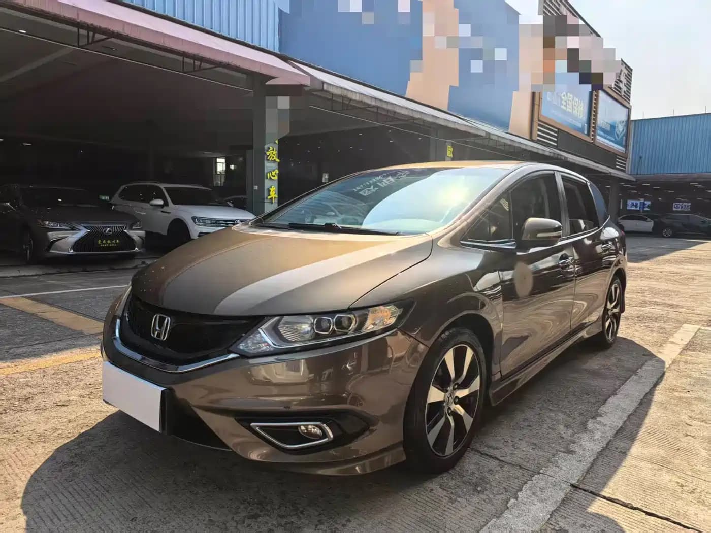 Honda Jade 2014 1.8L CVT Luxury Premium 5-seater
