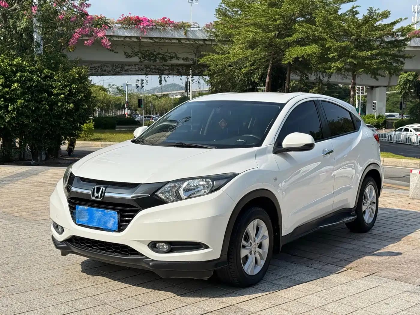 Honda Vezel 2017 1.8L CVT 2WD Elite