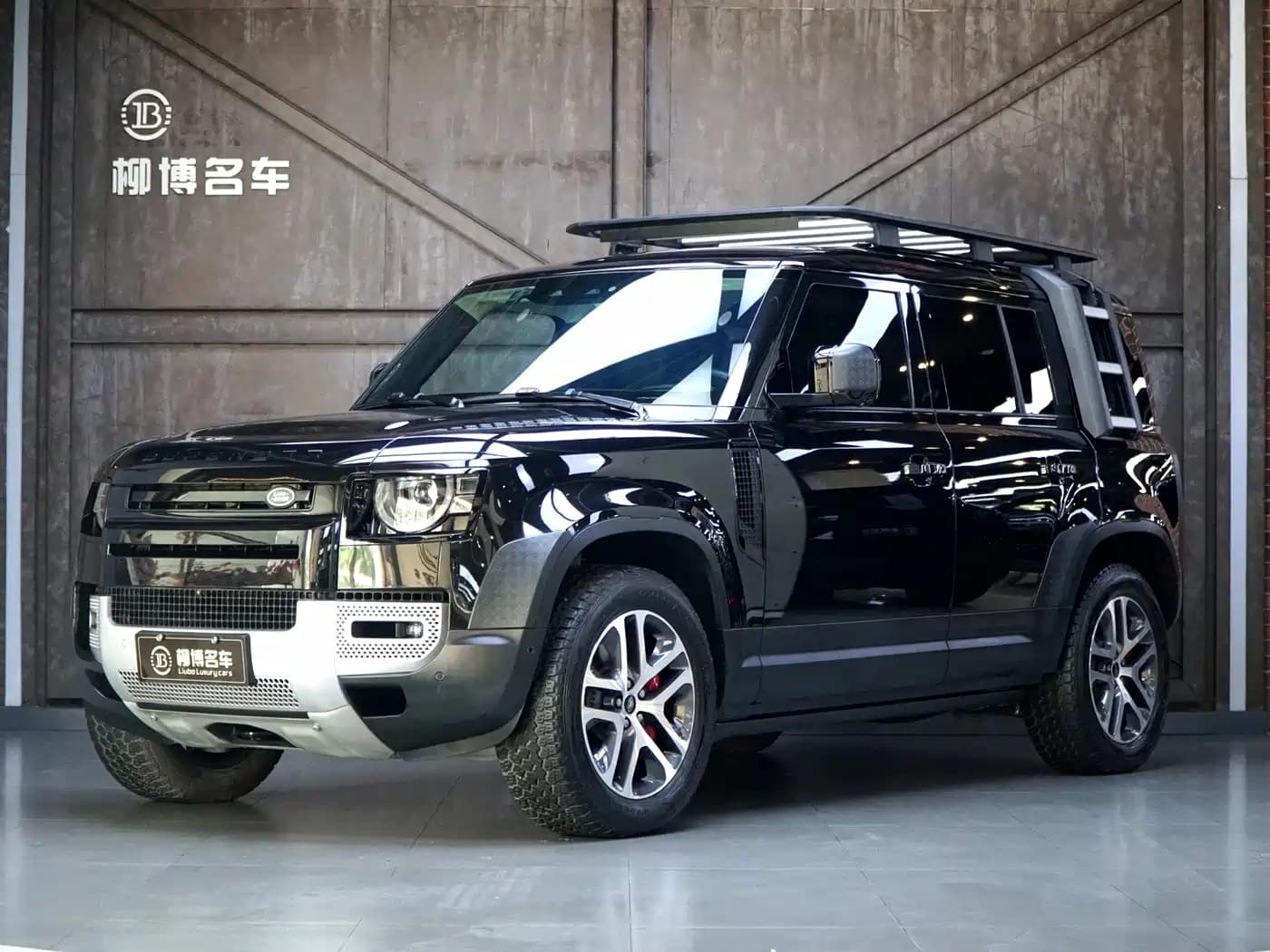 Land Rover Defender 2023 Model 110 3.0T P400 Dark Special Edition