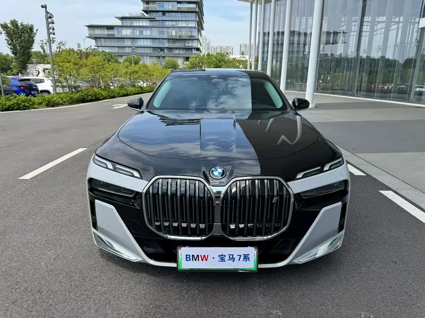 BMW i7 2023 eDrive50L Leading M Sport Package