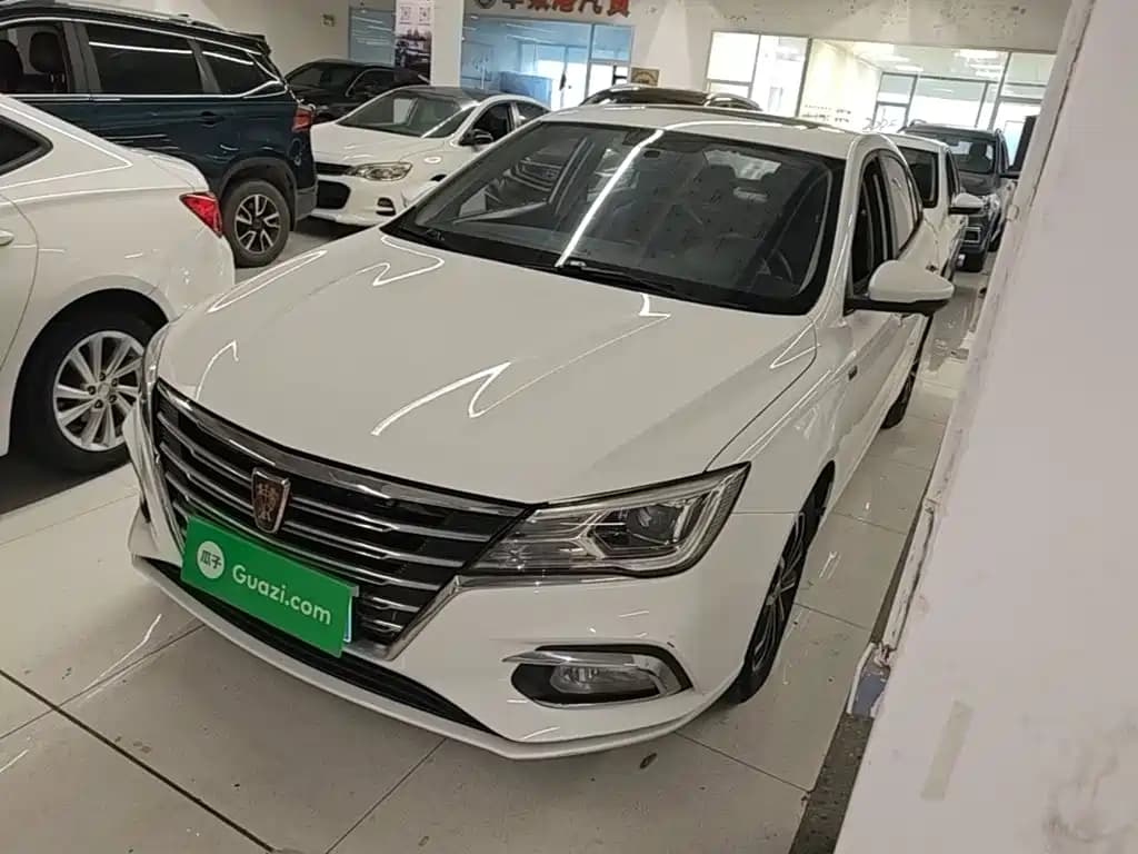 Roewe i5 2020 1.5L Automatic 4G Connected Premium Flagship Edition
