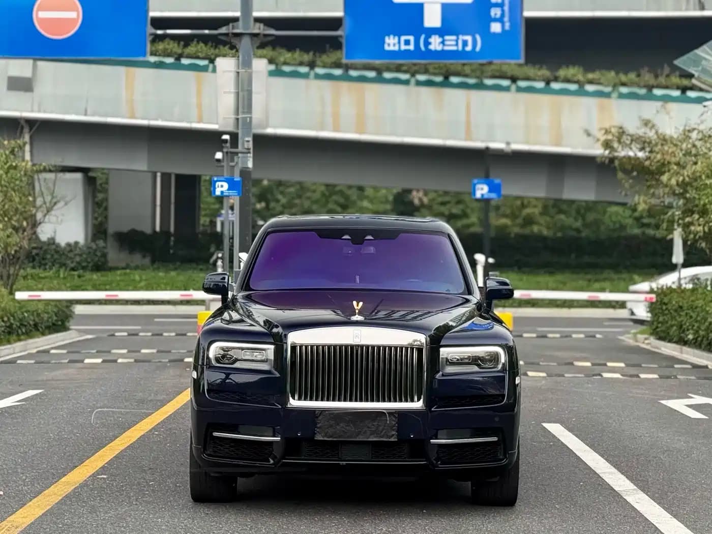 Rolls-Royce Cullinan 2018 4-Seater Version