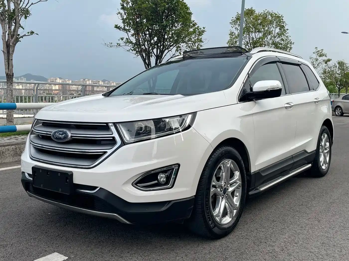 Ford Edge 2015 2.0T GTDi 2WD Luxury