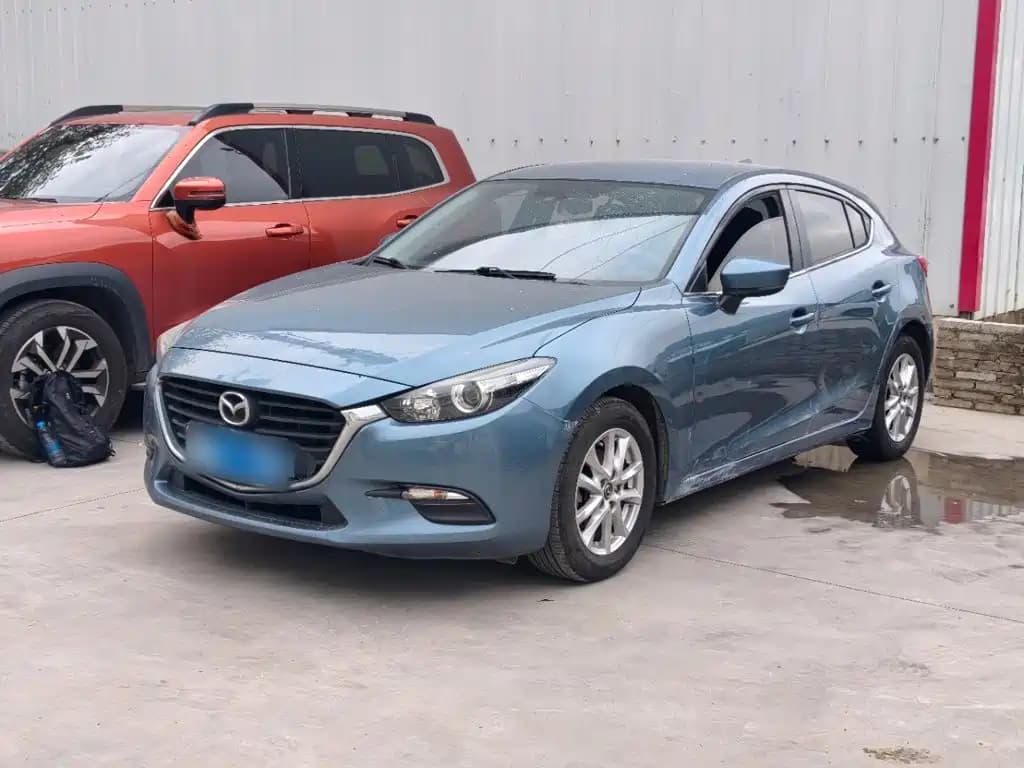 Mazda 3 Mazda3 Axela 2017 Hatchback 1.5L Manual Comfort China V
