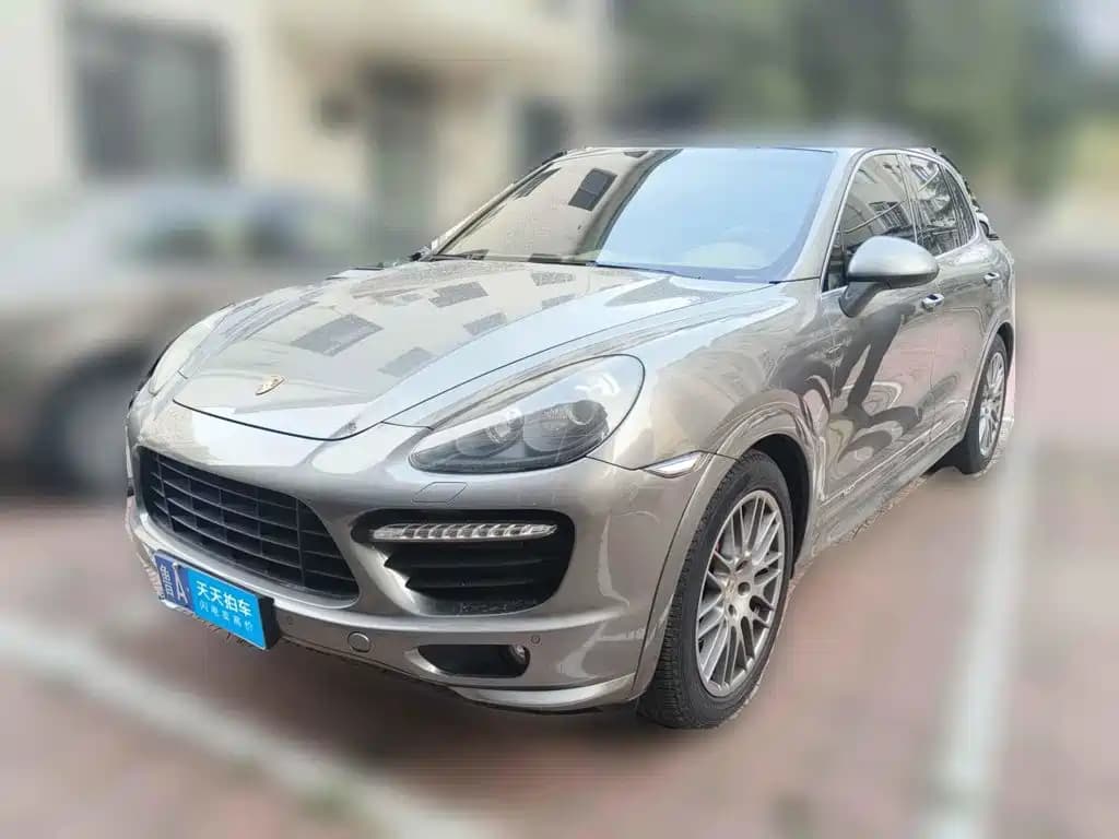 Porsche Cayenne 2012 GTS 4.8L