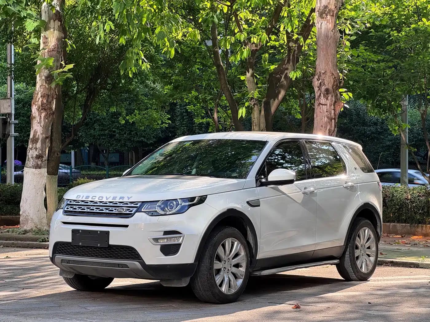 Land Rover Discovery Sport 2016 2.0T HSE LUXURY