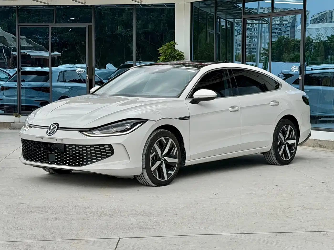 Volkswagen Lamando 2022 L 280TSI DSG Cool Edition