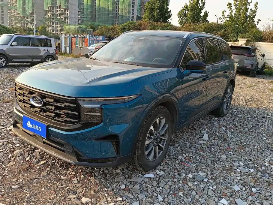 Ford Edge 2023 L 2.0T EcoBoost FWD 7-Seater Luxury