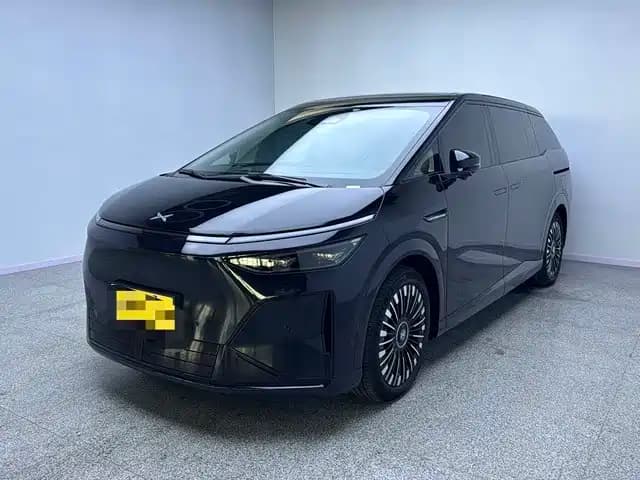 Xpeng XPeng X9 2025 Extended Range Edition