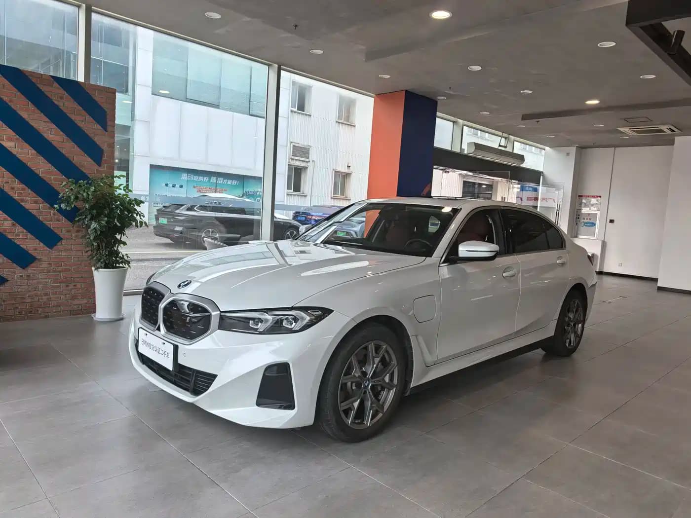 BMW BMW i3 2024 eDrive 35 L