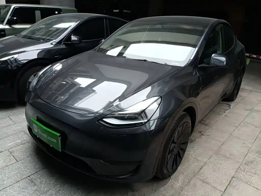 Tesla Model Y 2024 Rear-Wheel Drive Version
