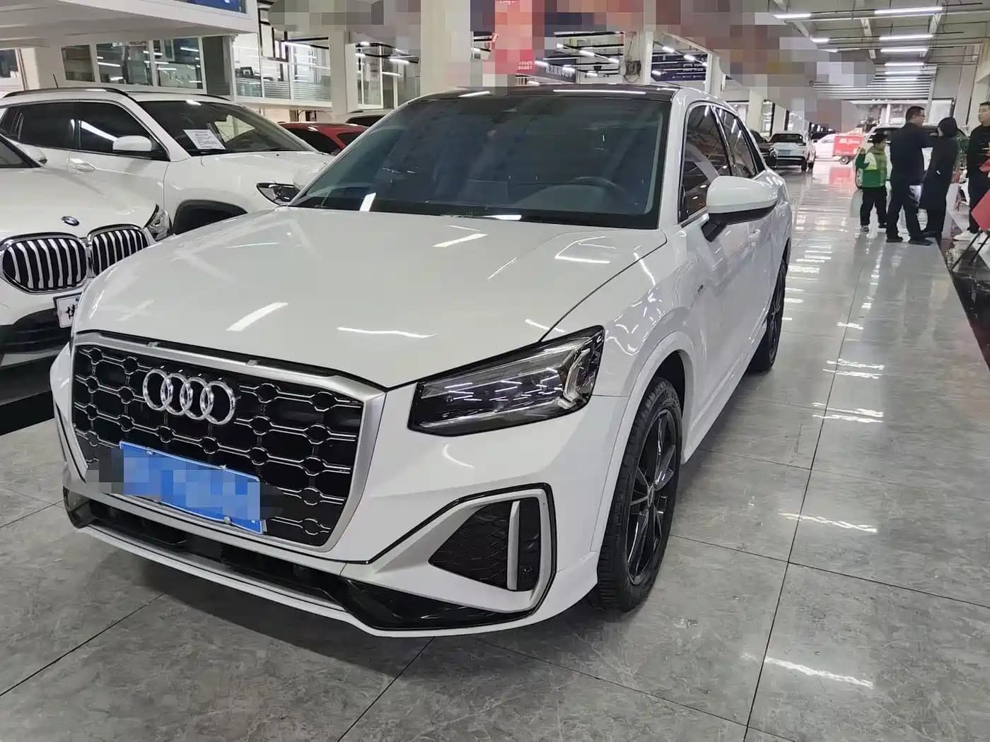 Audi Q2L 2022 35 TFSI Fashion Elegance