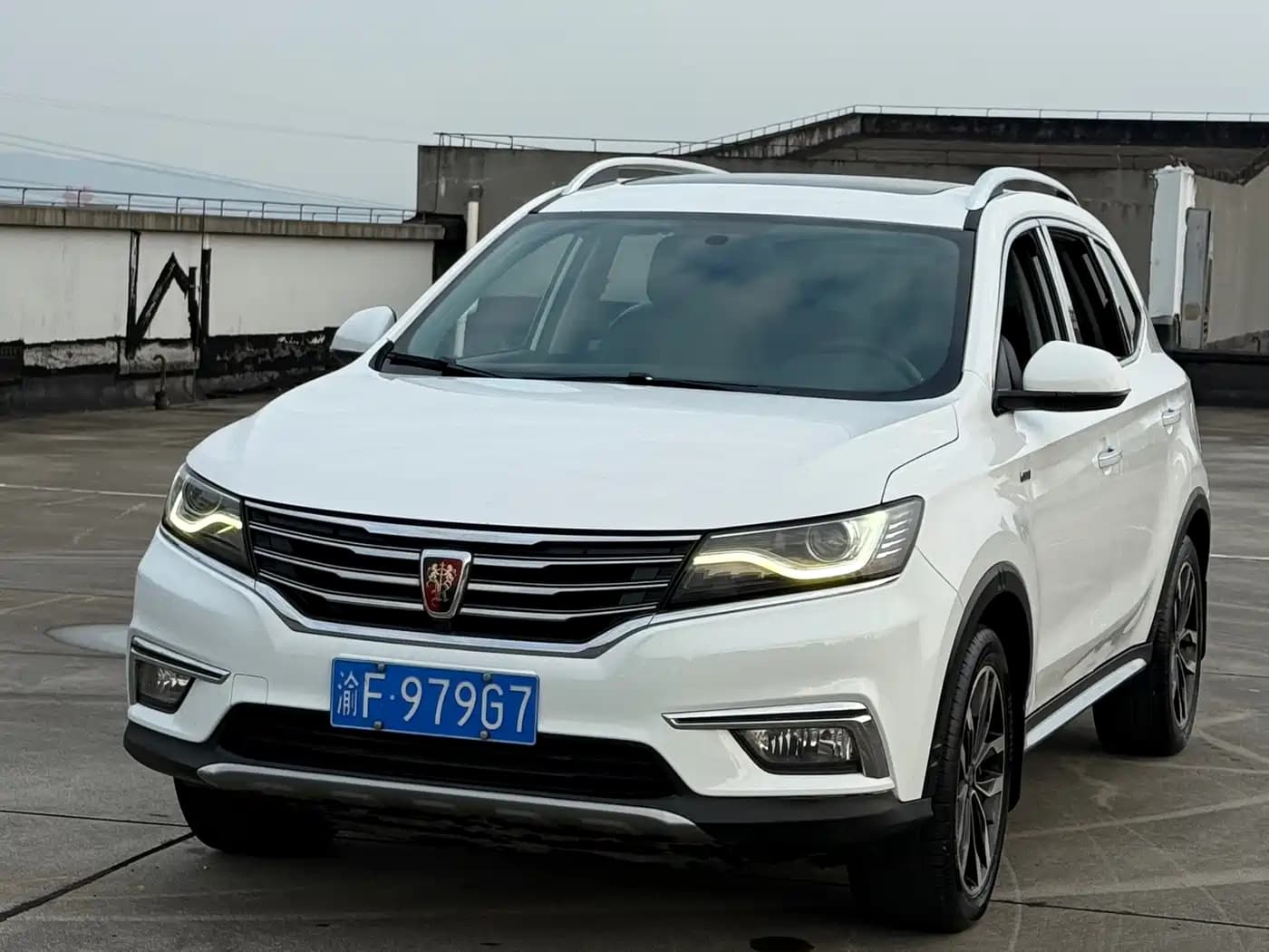 Roewe RX5 2016 20T 2WD Automatic Internet Smart Edition