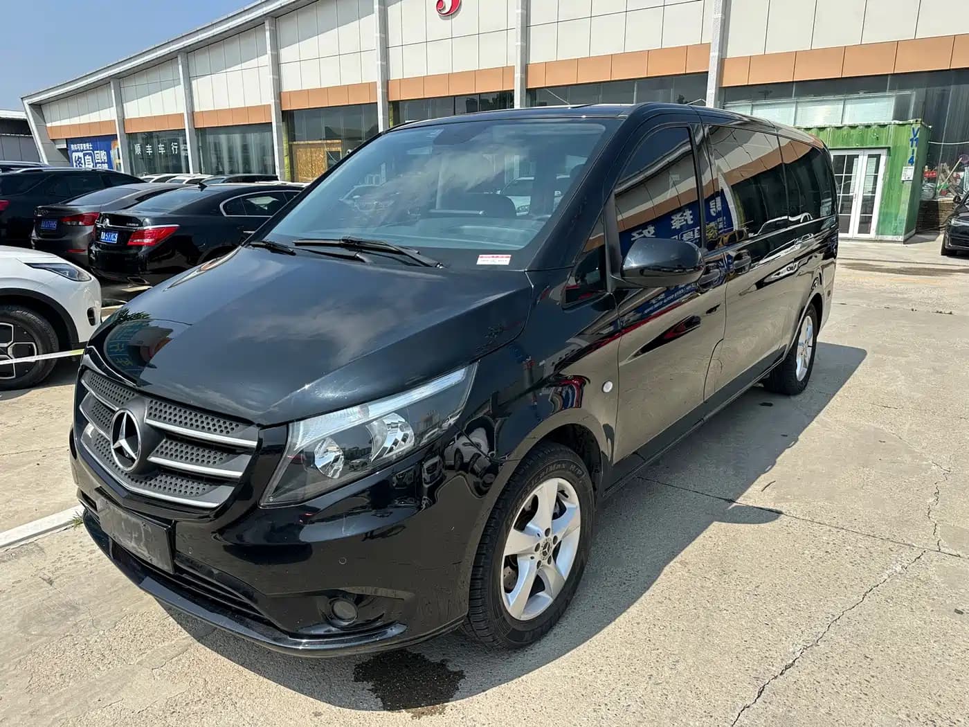 Mercedes-Benz Vito 2020 2.0T Business Edition (7-seater)