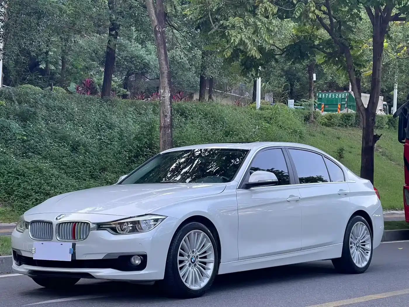 BMW 3 Series 2018 320Li Fashion Style