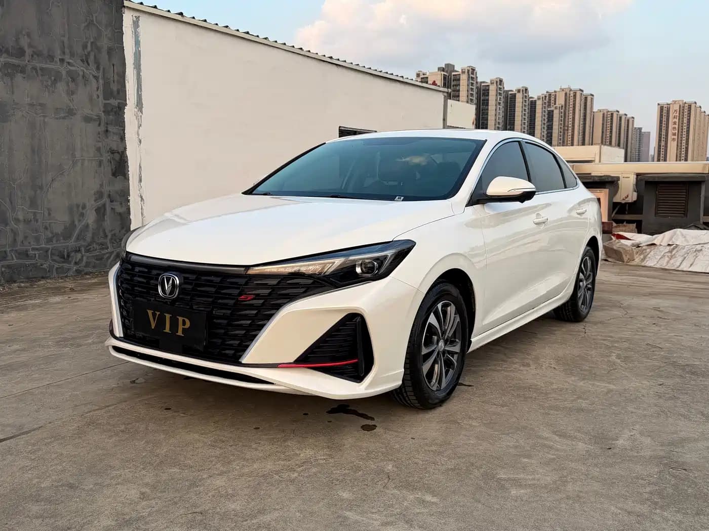 Changan Eado 2022 PLUS Blue Whale NE 1.4T GDI DCT Premium Edition