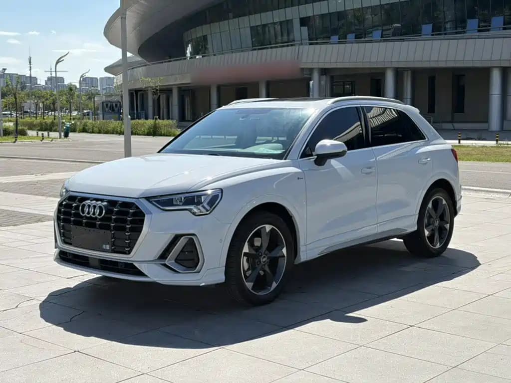 Audi Q3 2023 35 TFSI Fashion Dynamic (1.4T)