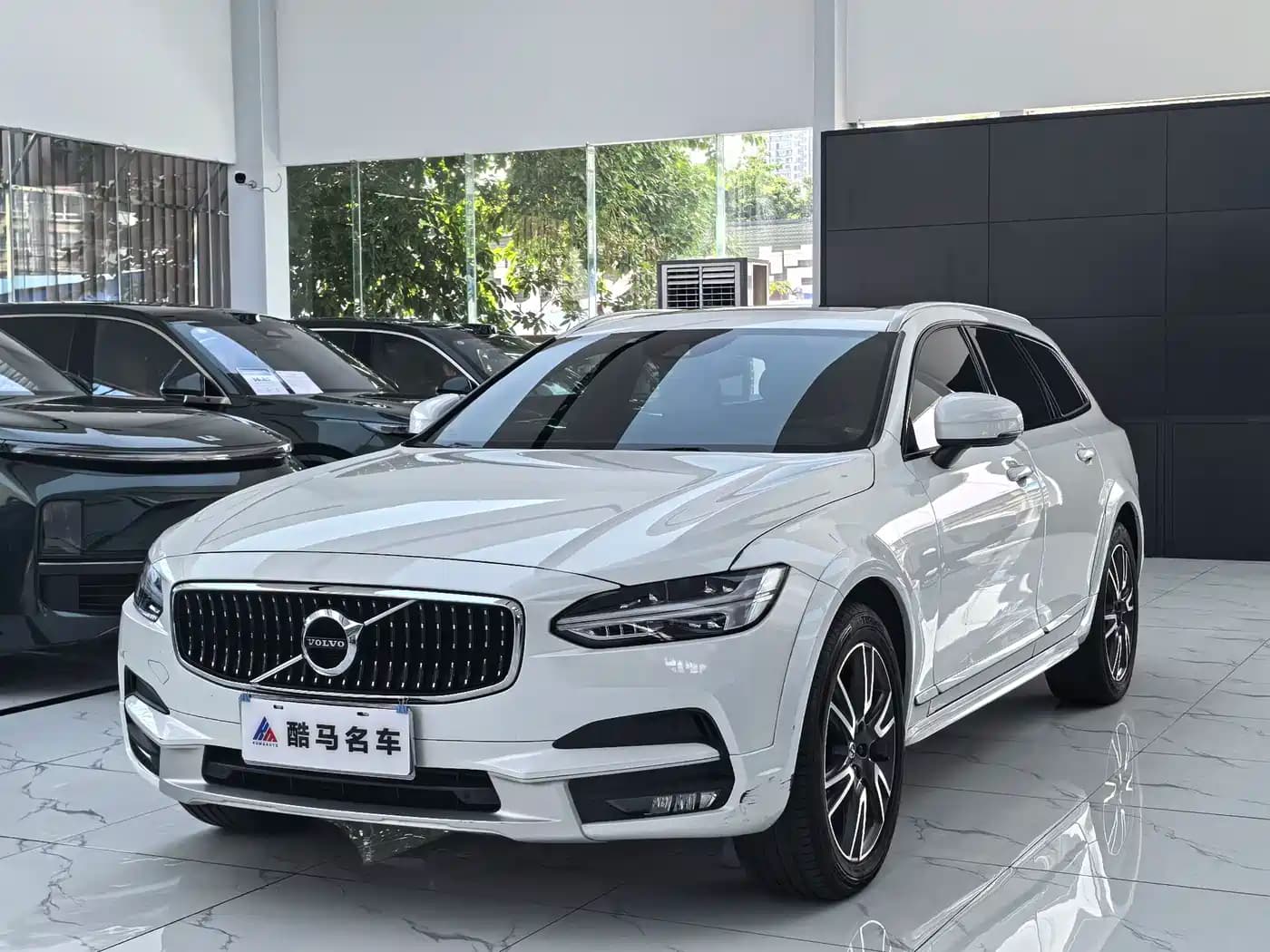 Volvo Volvo V90 2020 Cross Country T5 AWD Wisdom