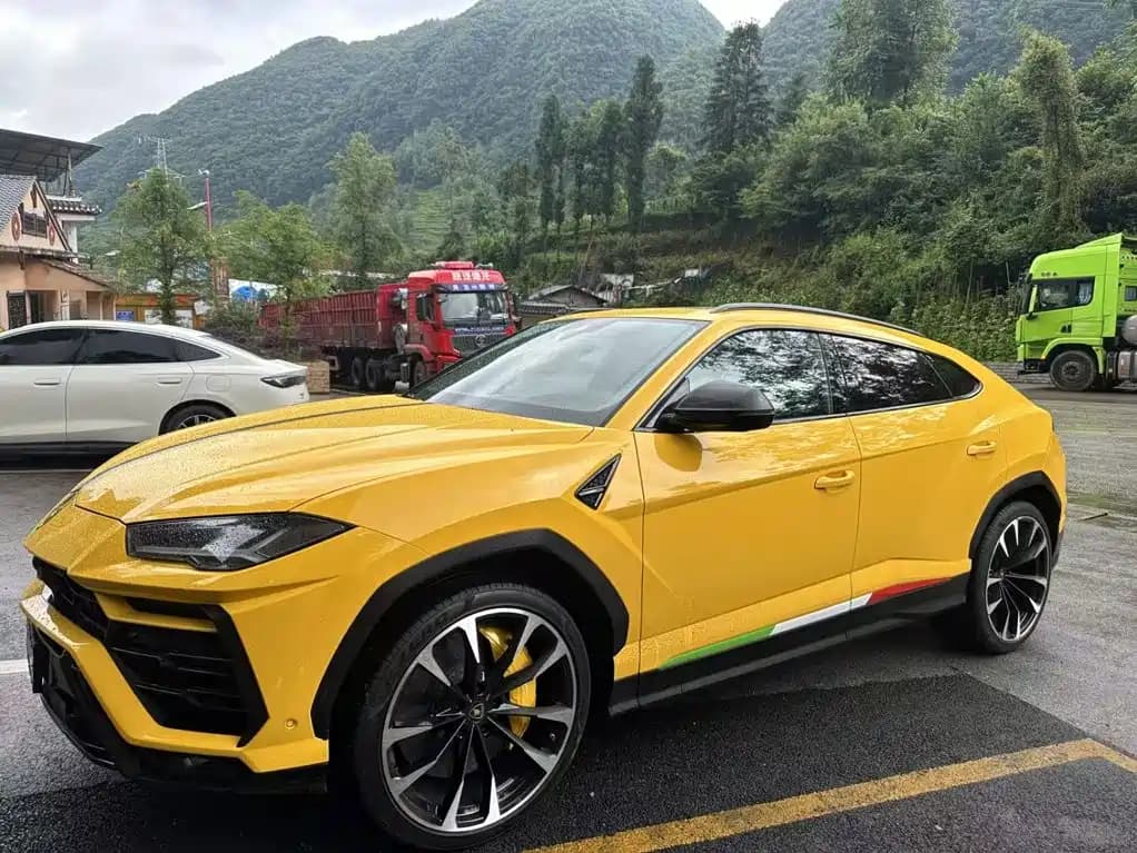 Lamborghini Urus 2018 4.0T V8