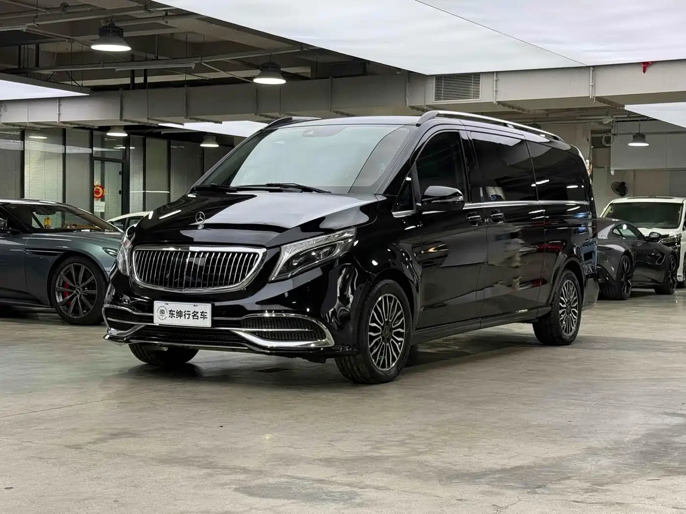 Mercedes-Benz V-Class 2018 V 260 Pilot Edition China V