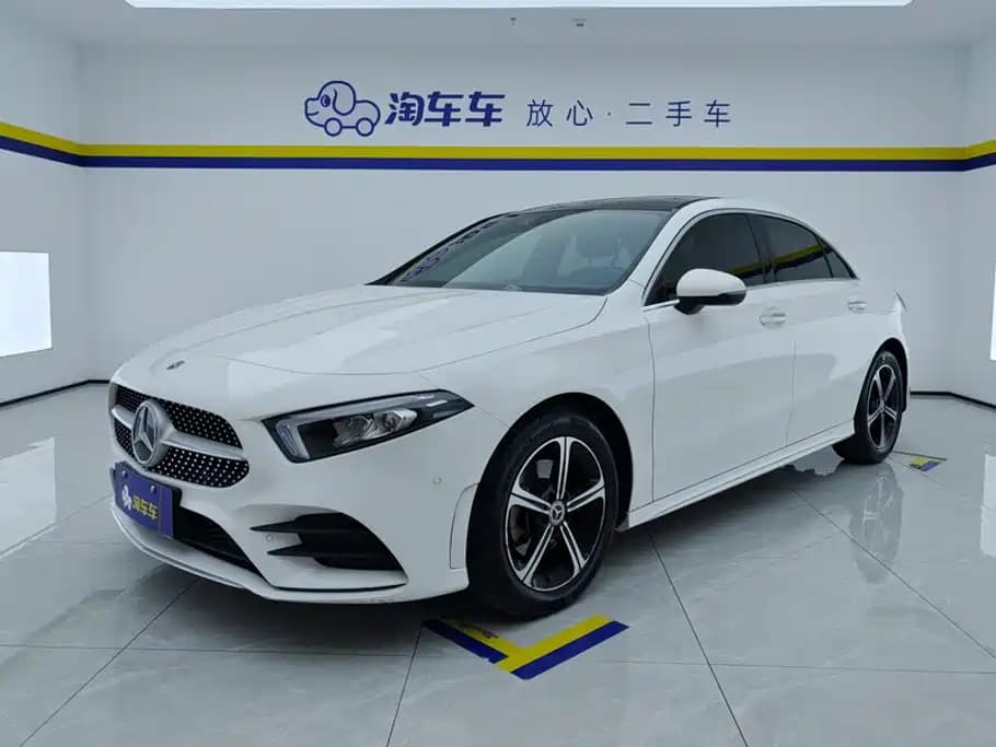 Mercedes-Benz A-Class 2022 Facelift III A 200 L Sport Sedan Fashion
