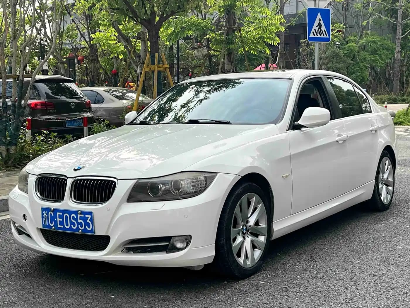 BMW BMW 3 Series 2012 320i Luxury